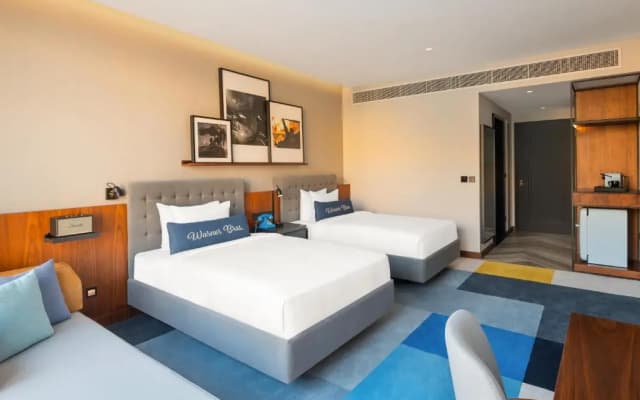 The WB Abu Dhabi, Curio Collection by Hilton Hotel - photo 3
