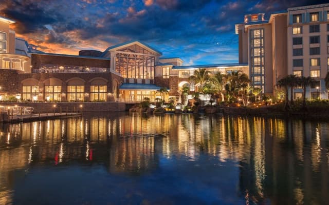 Universal's Loews Sapphire Falls Resort - photo 1