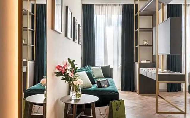 Duomo Hotel & Apartments - photo 11
