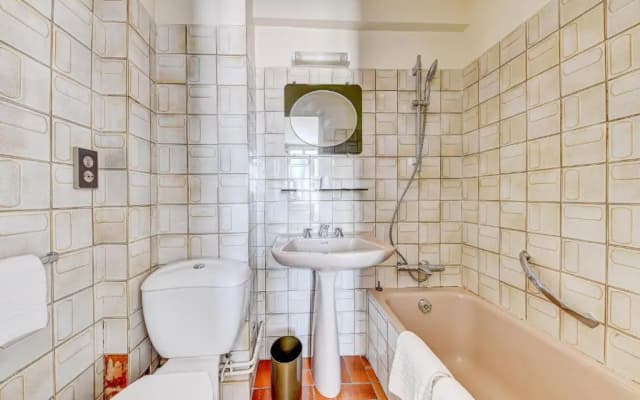Hôtel Robespierre - photo 9