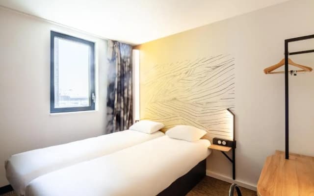 B&B HOTEL Paris Porte de Bagnolet - photo 2