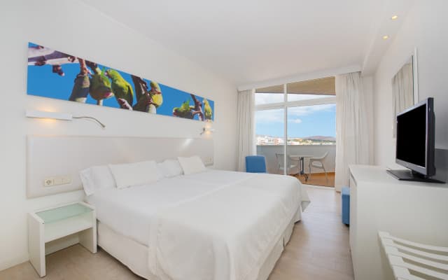 Iberostar Waves Bouganville Playa - photo 6