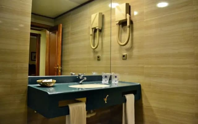 Hotel Zentral Center - photo 14