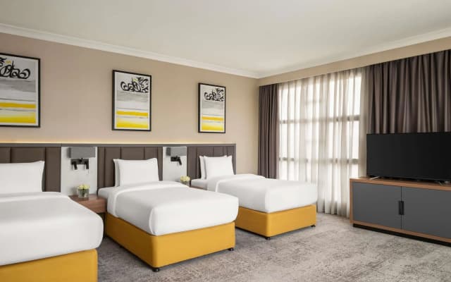 Anwar Al Madinah Mövenpick Hotel - photo 3
