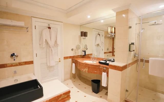 Wyndham Casablanca Jakarta - photo 4