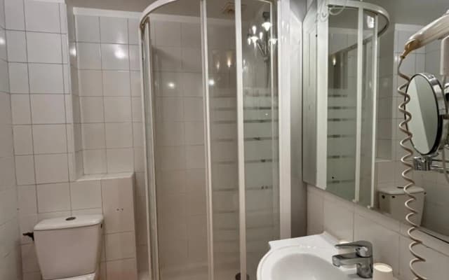 Hotel Grand Paris - photo 7