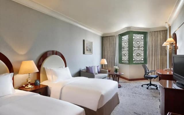Madinah Hilton - photo 1