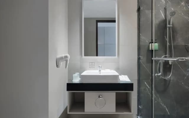 Hotel Santika Premiere Bintaro - photo 3