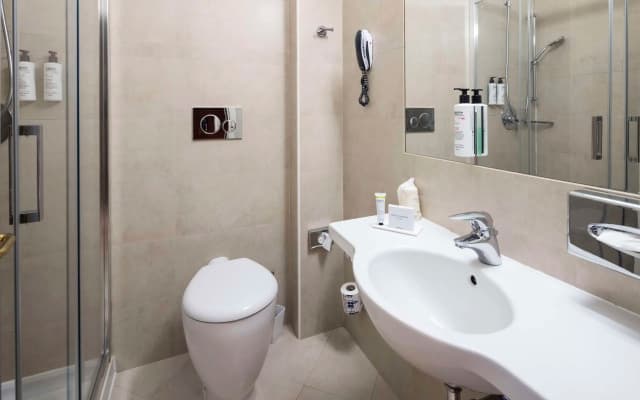 Best Western Hotel Madison - photo 3