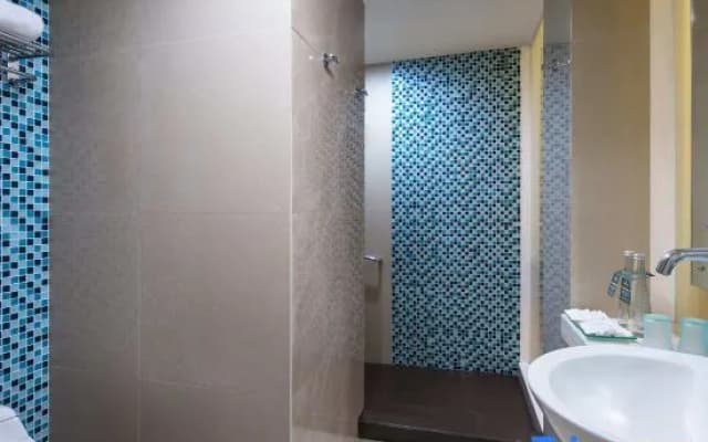 Hotel Santika BSD City Serpong - photo 4