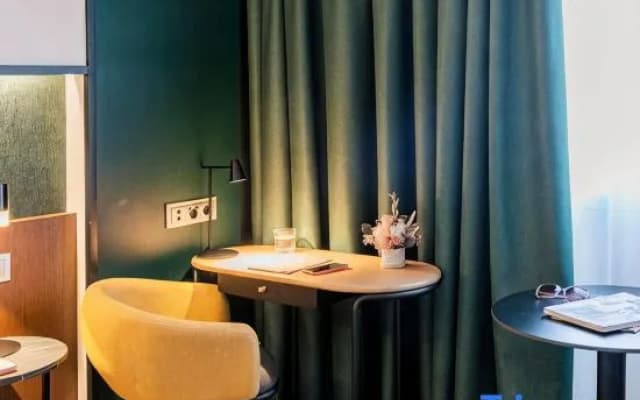 Crowne Plaza Madrid - Centre Retiro by IHG - photo 4