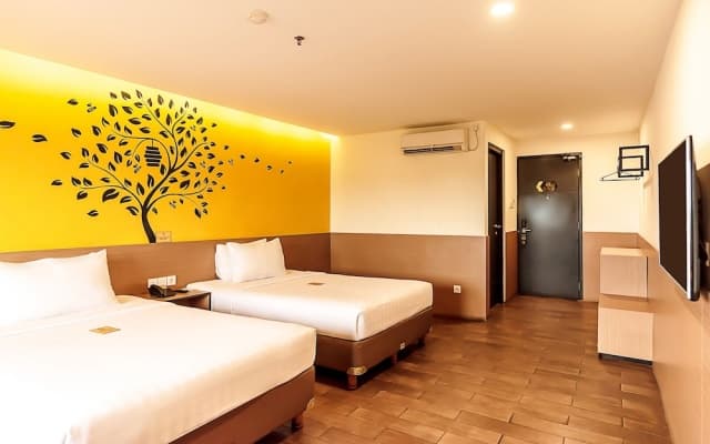Yellow Bee Tangerang - photo 4