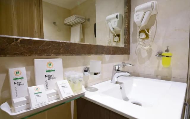 Golden Tulip Al Zahabi - photo 8
