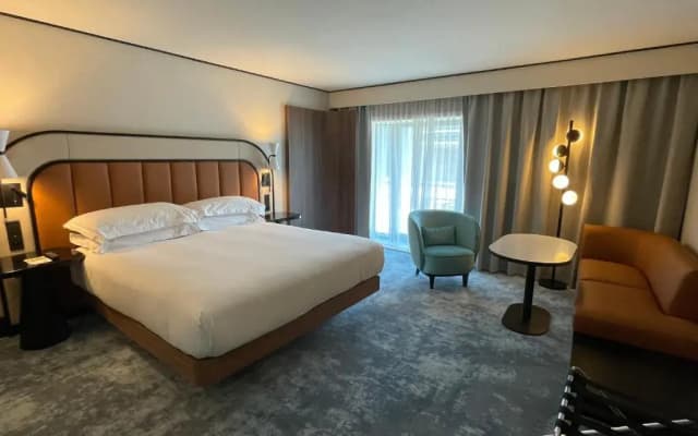 Hilton Paris La Defense Hotel - photo 1