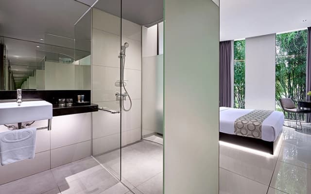 FM7 Resort Hotel - photo 3