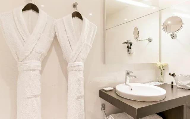 Croisette Beach Hotel Cannes - MGallery Collection - photo 11