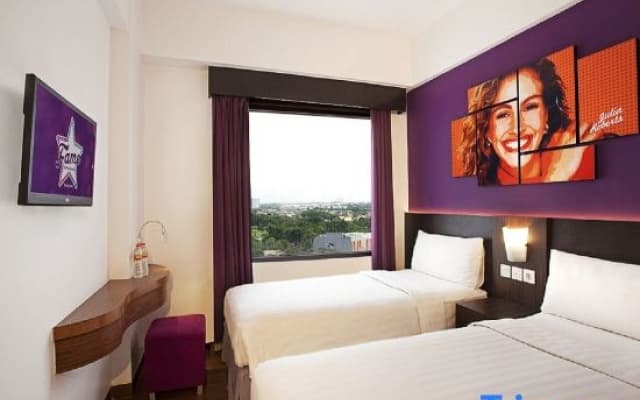 Fame Hotel Gading Serpong - photo 10