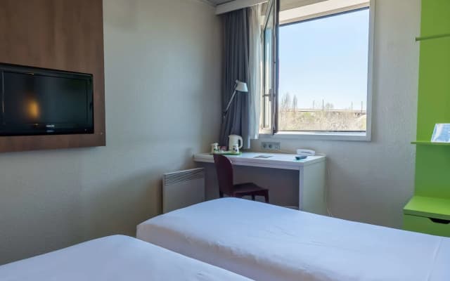 Hotel Campanile Nogent Sur Marne - photo 4