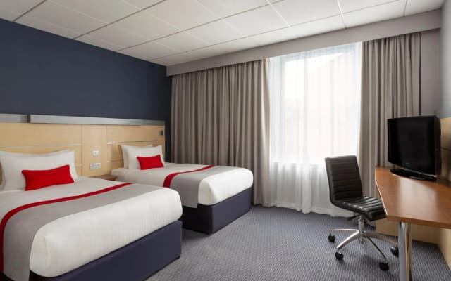 Holiday Inn Express - Edinburgh City Centre by IHG - photo 2