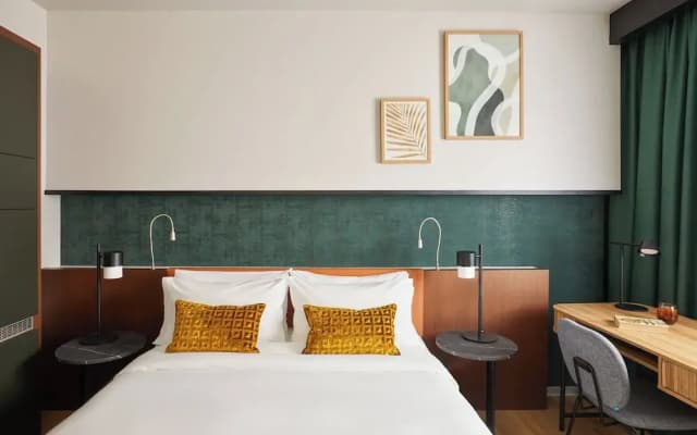 Crowne Plaza Madrid - Centre Retiro by IHG - photo 5