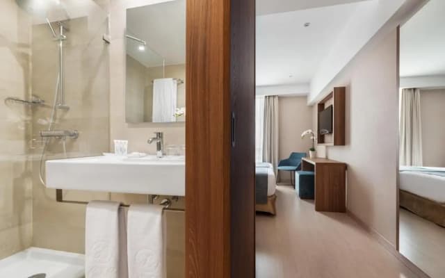 Dorma Saldanha Hotel - photo 11