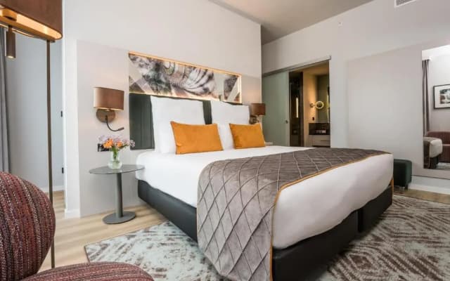 Leonardo Royal Hotel Barcelona Fira - photo 1