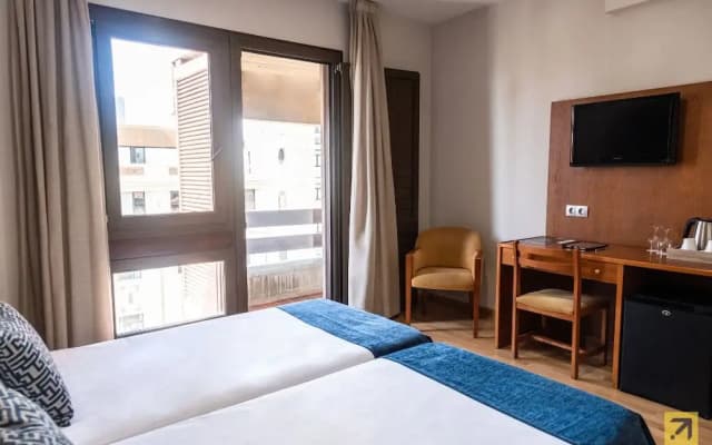 Hotel Adonis Plaza - photo 1