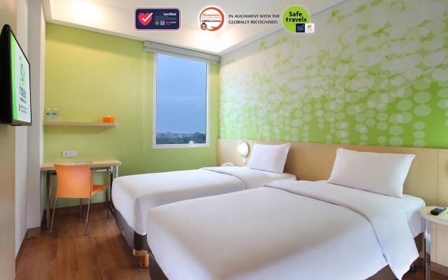 Zest Airport Jakarta by Swiss-Belhotel International - photo 2