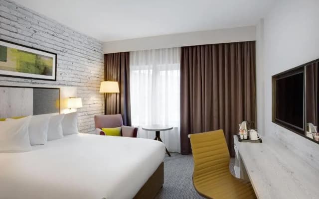 Leonardo Hotel Manchester Central - photo 1
