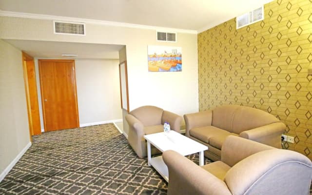 The George Hotel - photo 4