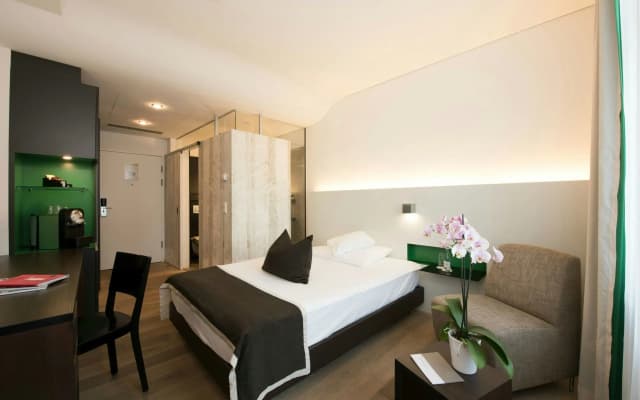 Hotel Glockenhof - photo 6