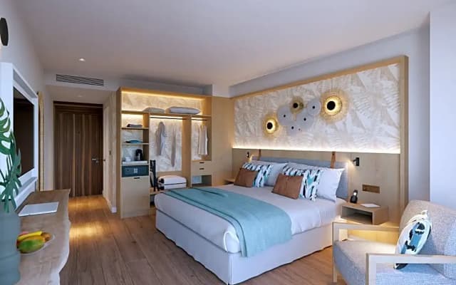 Mediterranean Palace - photo 2
