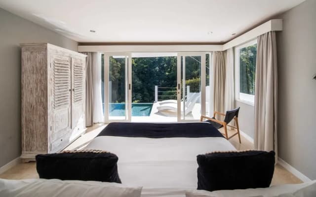 Magical Jungle Villa, 4 BR, Ubud With Staff - photo 5
