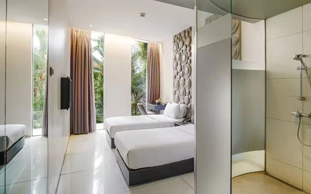 FM7 Resort Hotel - photo 1