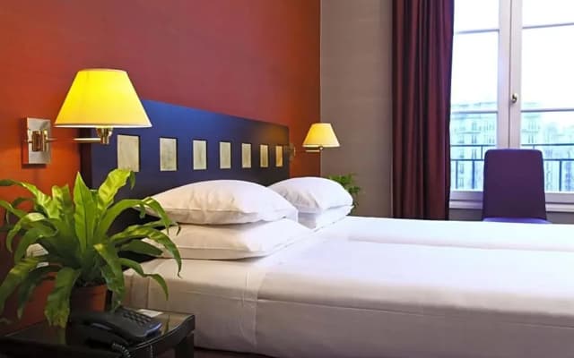 Hotel De La Jatte - photo 1