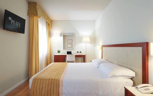 Hotel Plaza Venice - photo 6