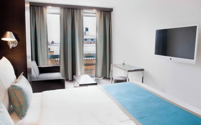Motel One Manchester-Piccadilly - photo 5