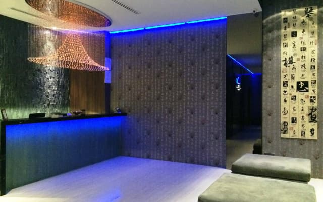 Bliss Hotel Singapore - photo 2