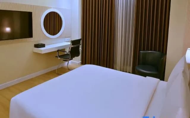 The Grantage Hotel & Sky Lounge - photo 12