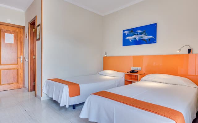 Hotel Andrea's - photo 6