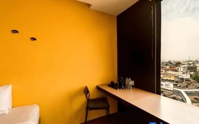 Yellow Bee Tangerang - photo 3