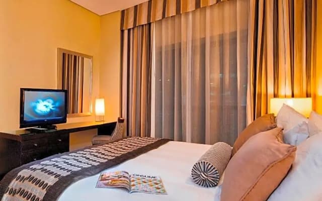 TIME Oak Hotel & Suites - photo 2