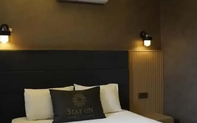 Stay On Hotel - photo 7