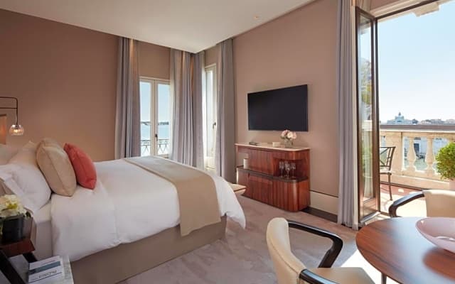 The St. Regis Venice Hotel - photo 4