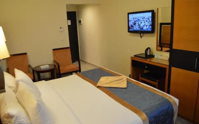 Durrat Al Eiman Hotel - photo 2