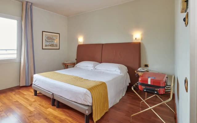 Hotel Plaza Venice - photo 9