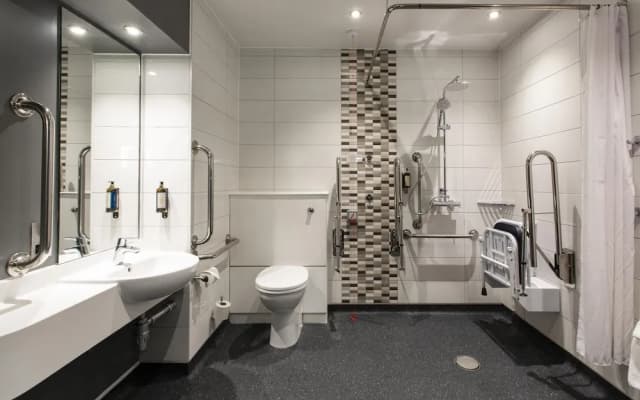 Premier Inn Manchester City Centre West - photo 7