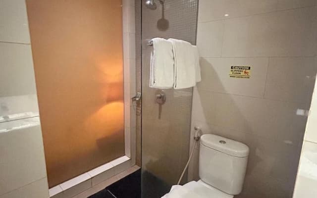 Soll Marina Hotel Serpong - photo 3