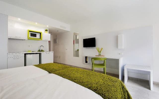 Kn Aparthotel Columbus - photo 5