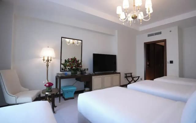 Peninsula Worth Hotel - photo 10